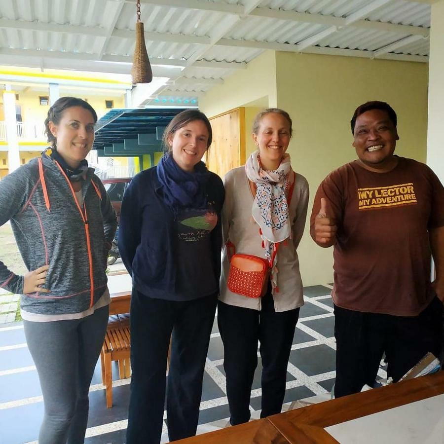 R3 Brawijaya Homestay Banyuwangi  Exteriör bild